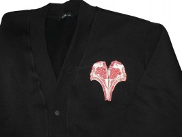 Вышивка на кофте