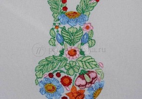 Пасхальный кролик из цветочков