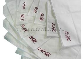 Вышивка инициалов на платке